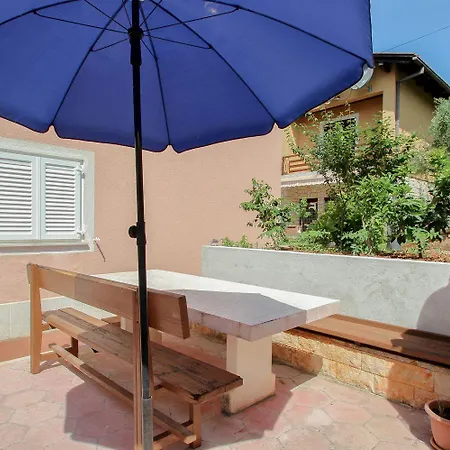 Apartman Komfortables Nur 400 Meter Zum Strand Mit Grillbereich, Terrasse, Wifi *